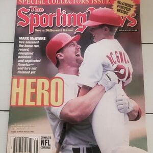 Sporting News - Special Collectors Edition - "Hero" - Mark McGwire Breaks Home